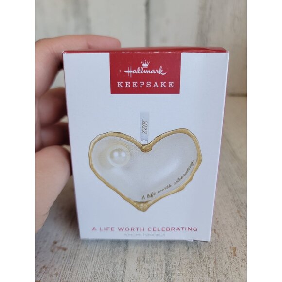 Hallmark a life worth celebrating heart ornament Xmas Pearl - Picture 2 of 5